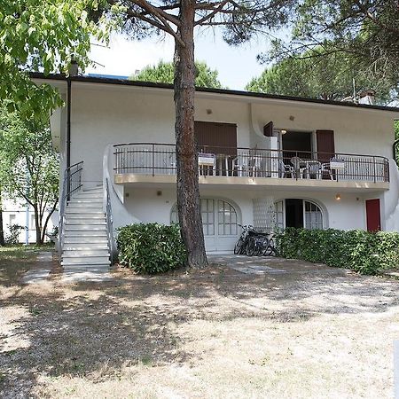 Ba - Villa Stella - 3 Apartments- Lignano Sabbiadoro Bagian luar foto
